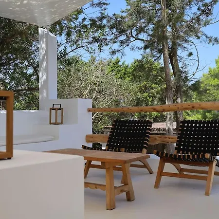 וילה Rafel Is A 5 Minute Walk From The Amazing View Calm Area Renewed 100 Porcien On 2024 Pool Ac סן חוזה דה סא טלאיה