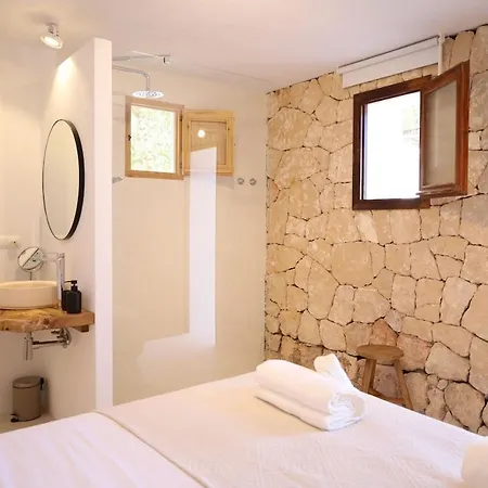 Rafel Is A 5 Minute Walk From The Amazing View Calm Area Renewed 100 Porcien On 2024 Pool Ac וילה